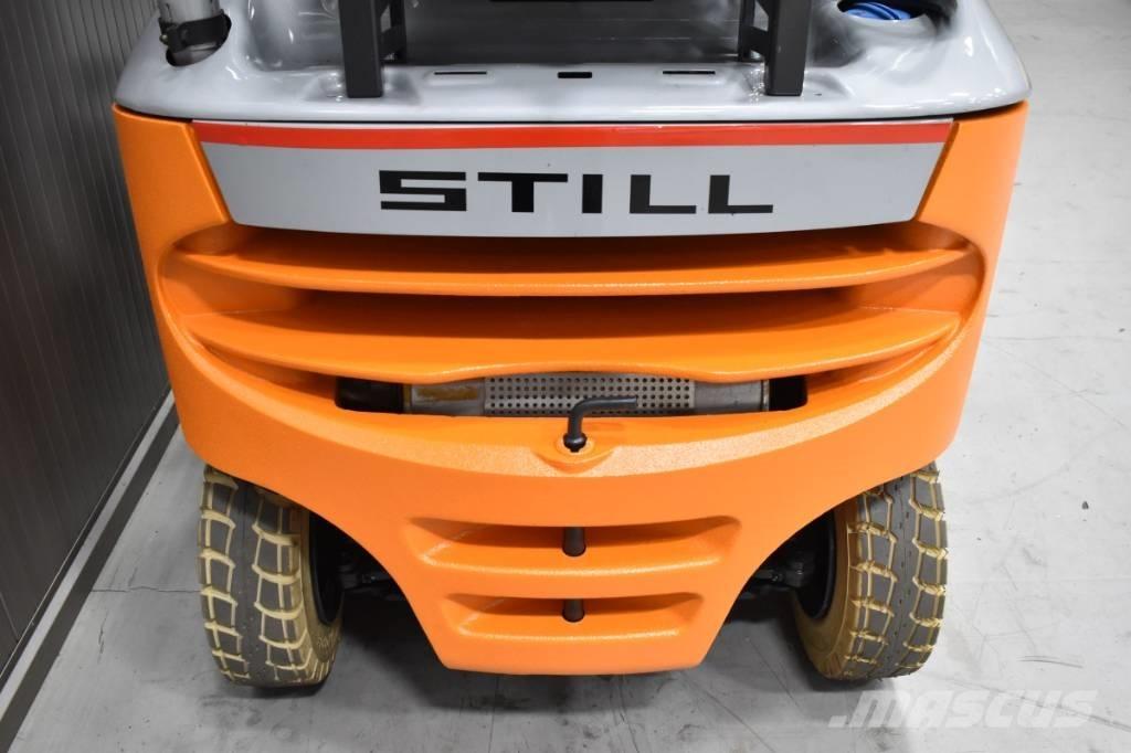 Still RX 70-16 T Камиони с АГУ