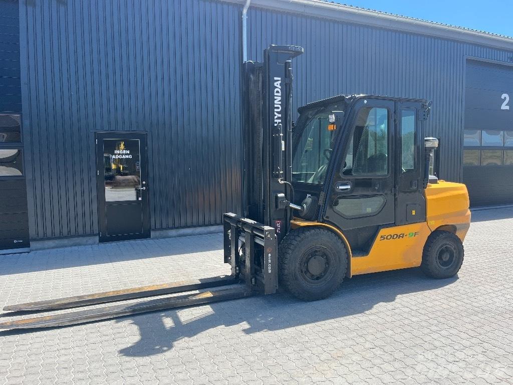 Hyundai 50 D-9 A Дизелови камиони