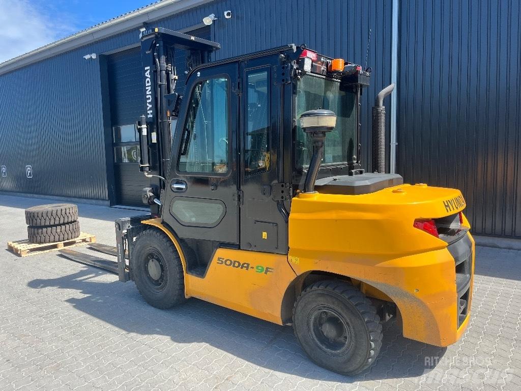 Hyundai 50 D-9 A Дизелови камиони