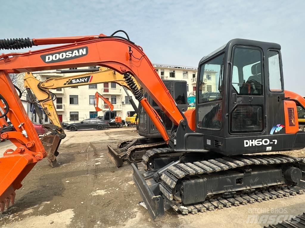 Doosan DH 60 Мини екскаватори < 7 т