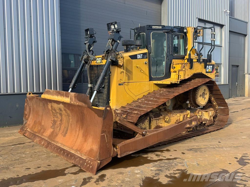 CAT D6T LGP Верижни булдозери
