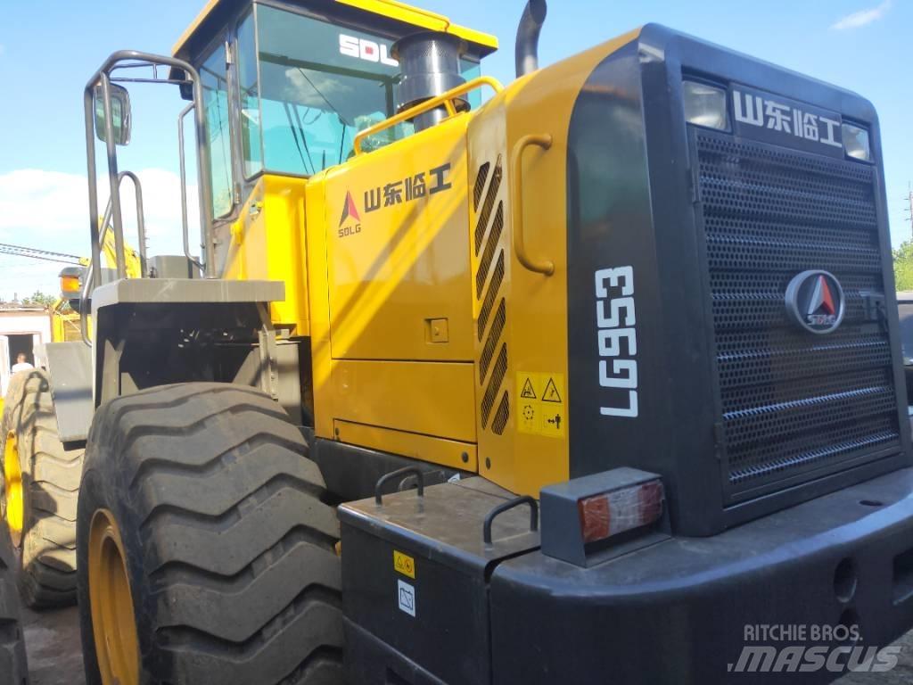 SDLG 953L Колесни товарачи