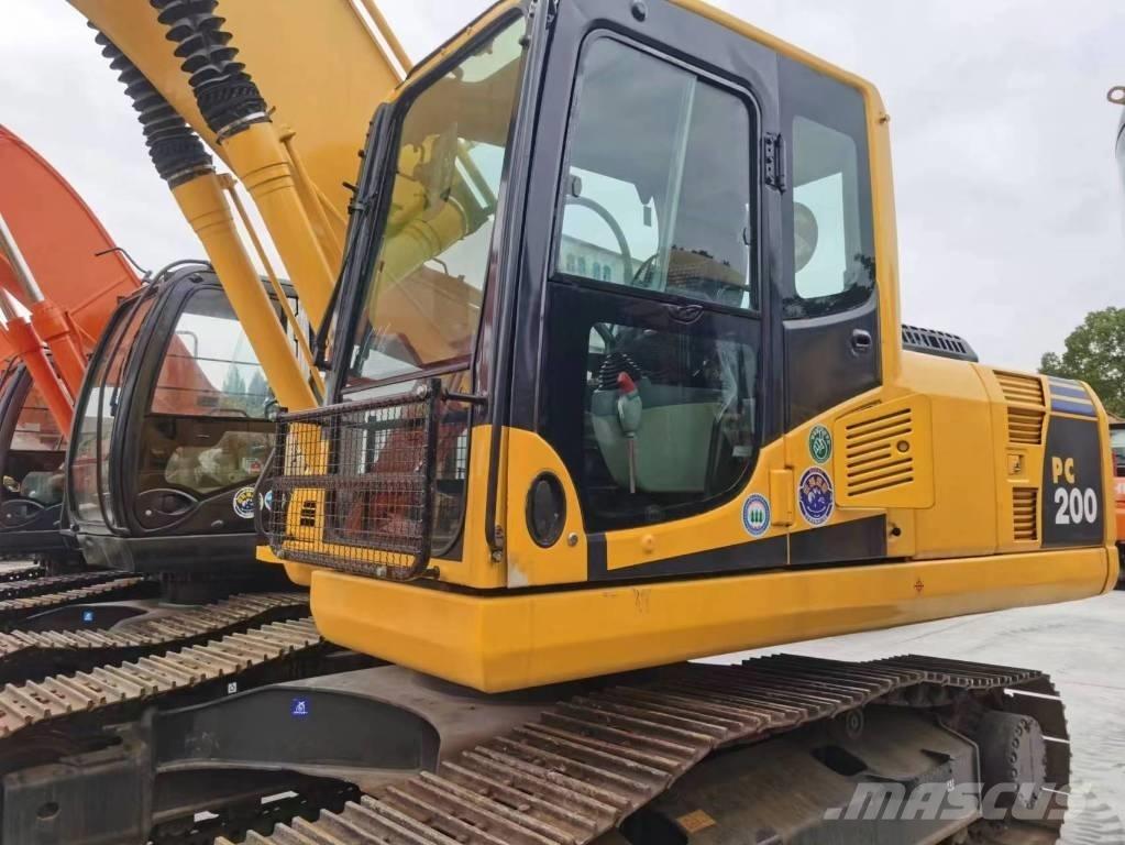 Komatsu PC 200-8 Верижен екскаватор