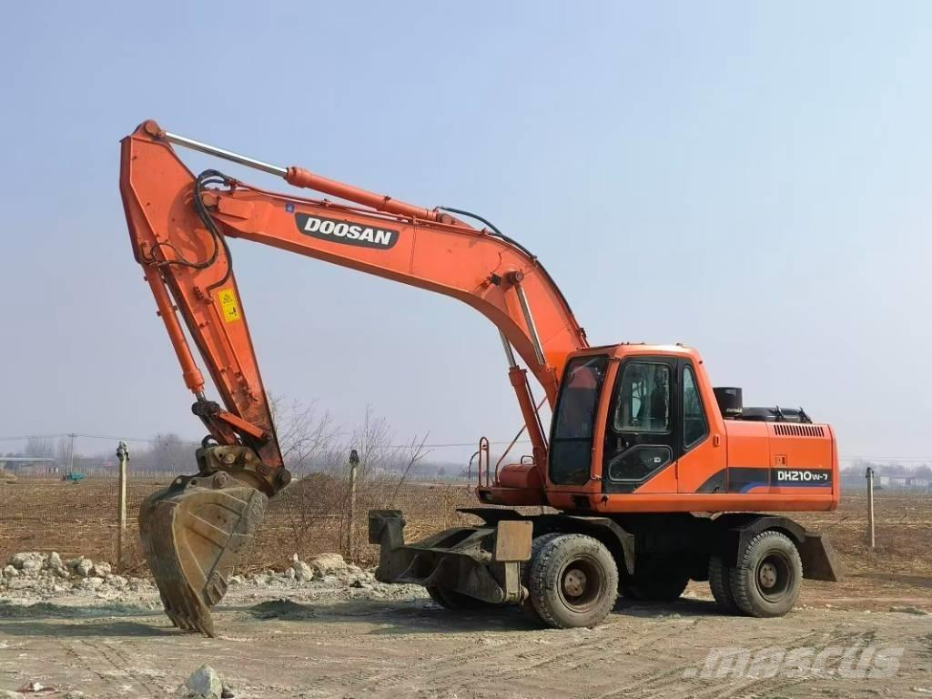Doosan DH210W-7 Колесни екскаватори