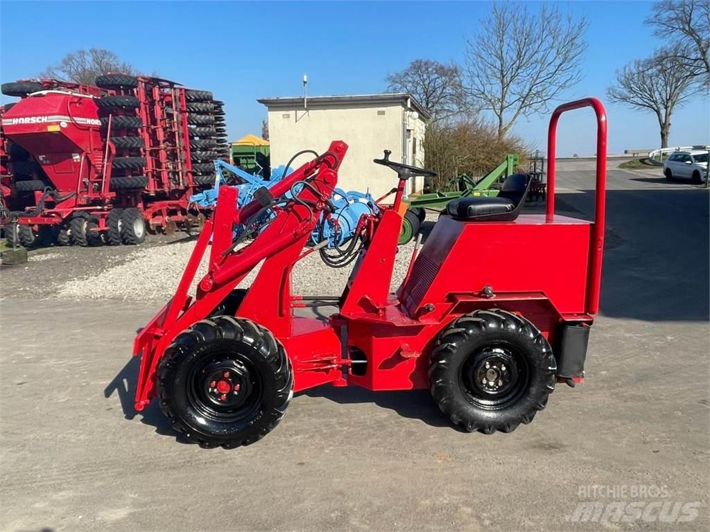 Weidemann 1302 Мини товарачи