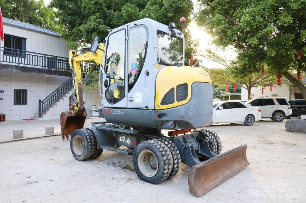 Wacker Neuson 6503 Колесни екскаватори