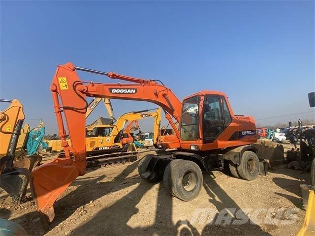 Doosan DH150LC-7 Верижен екскаватор