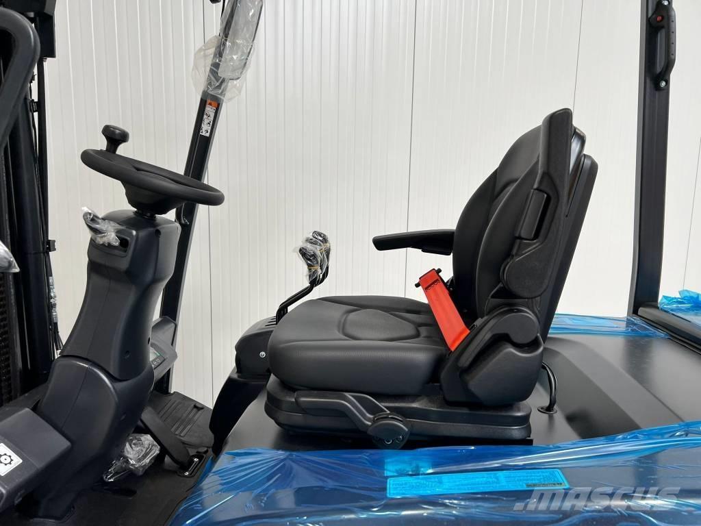 Bobcat B30X-7 PLUS Електрически вилични кари-повдигачи