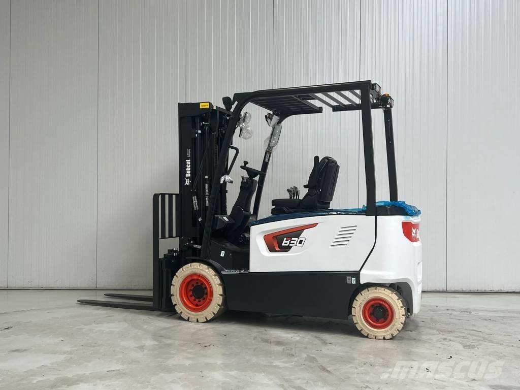 Bobcat B30X-7 PLUS Електрически вилични кари-повдигачи