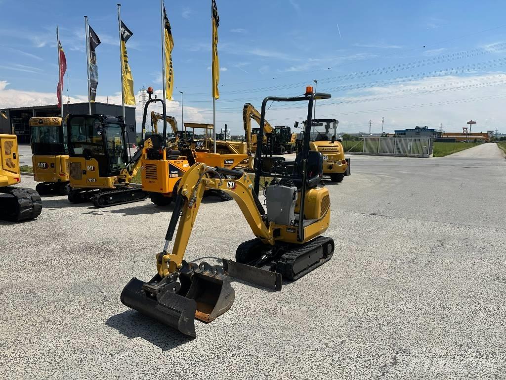 CAT 300.9 D Мини екскаватори < 7 т