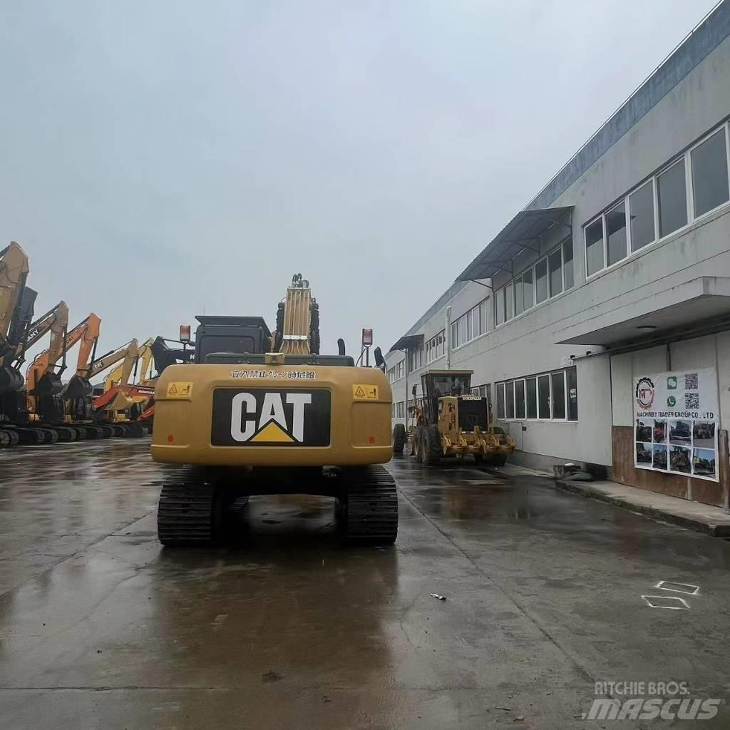 CAT 320D2 Средни екскаватори 7т - 12т