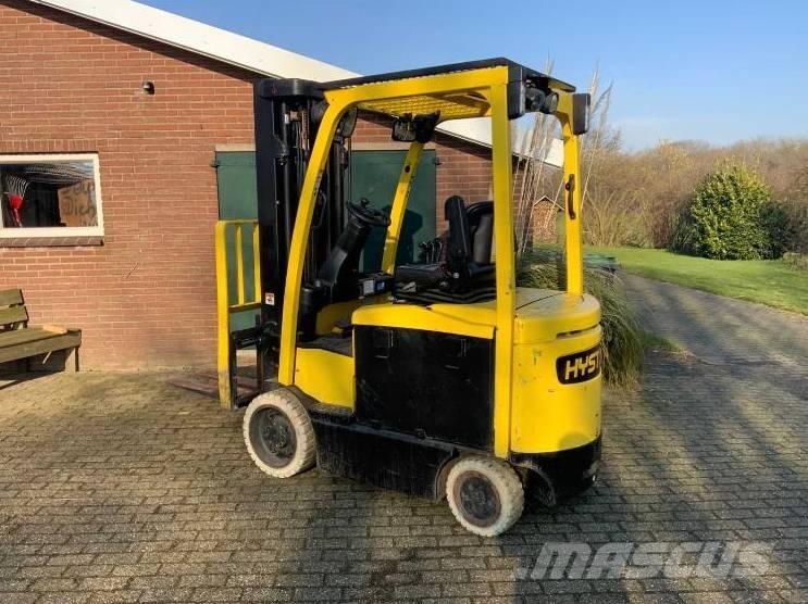 Hyster E 3.0XN Електрически вилични кари-повдигачи
