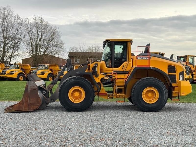 Volvo L 220 H Колесни товарачи