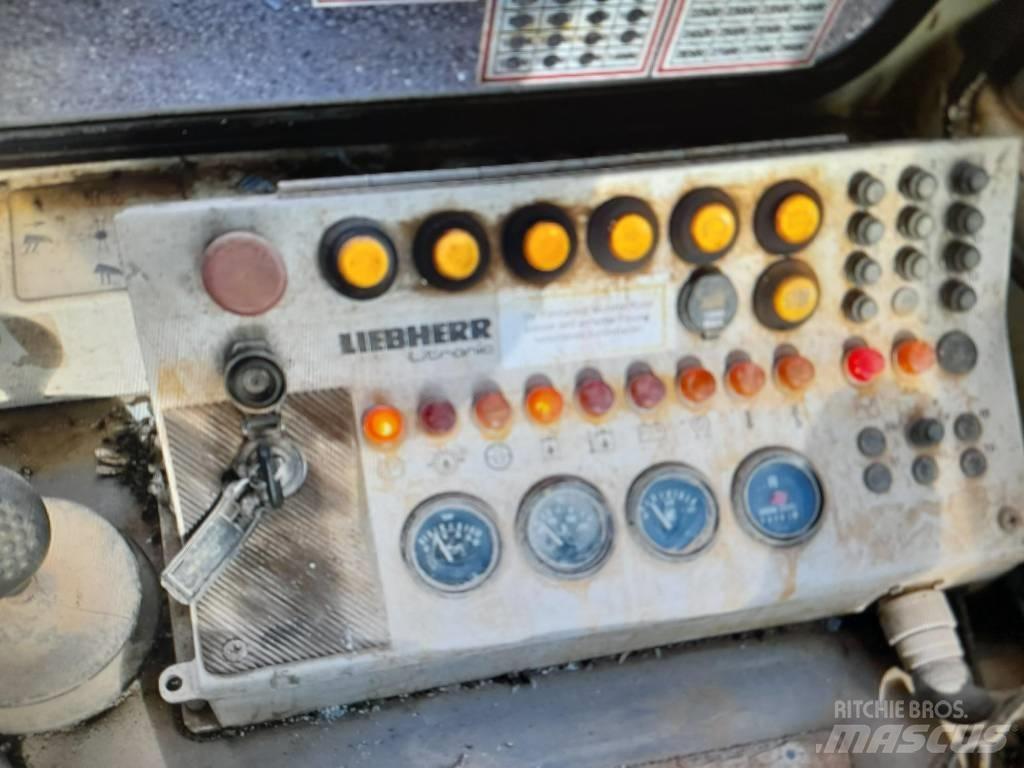 Liebherr PR 752 Верижни булдозери
