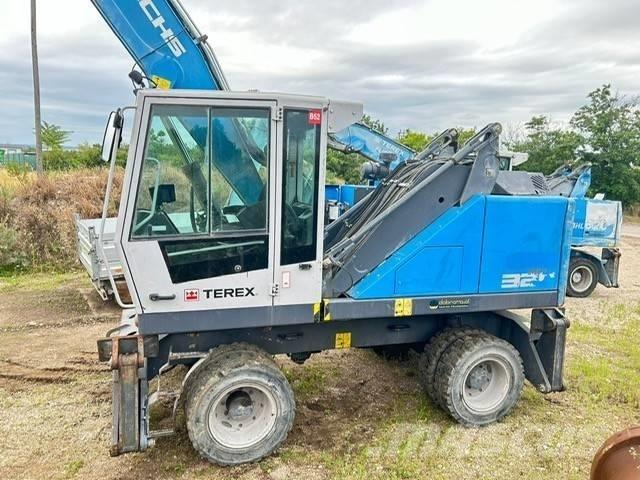 Fuchs MHL 320 Оператори на отпадъци/индустрия
