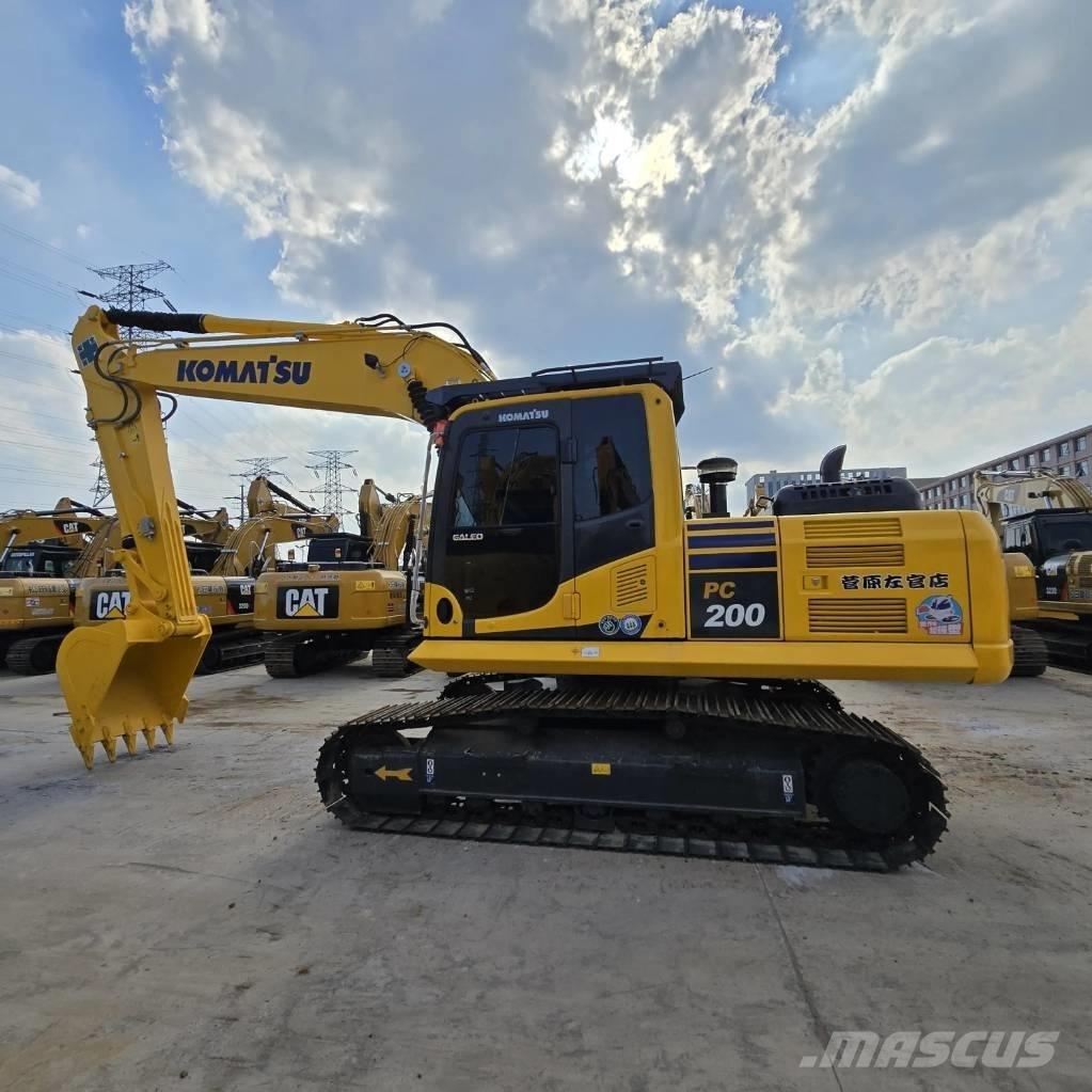 Komatsu PC 200-8 Верижен екскаватор
