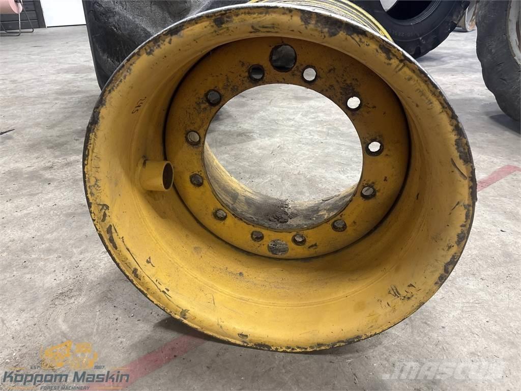 Rottne F18 24x26,5 Гуми
