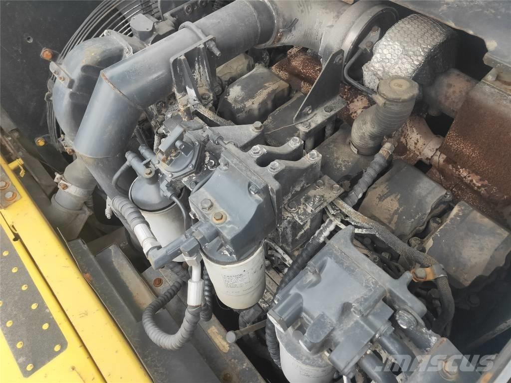 Komatsu PC460-8 Верижен екскаватор