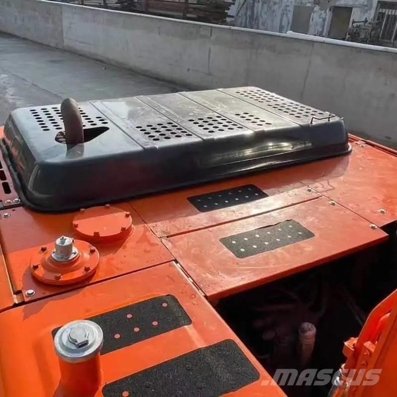 Hitachi ZX 200 Верижен екскаватор