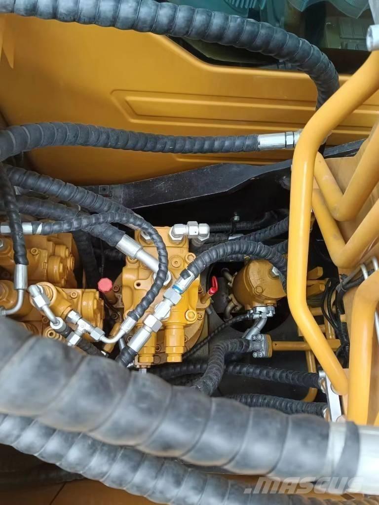 Sany SY 135 C Средни екскаватори 7т - 12т