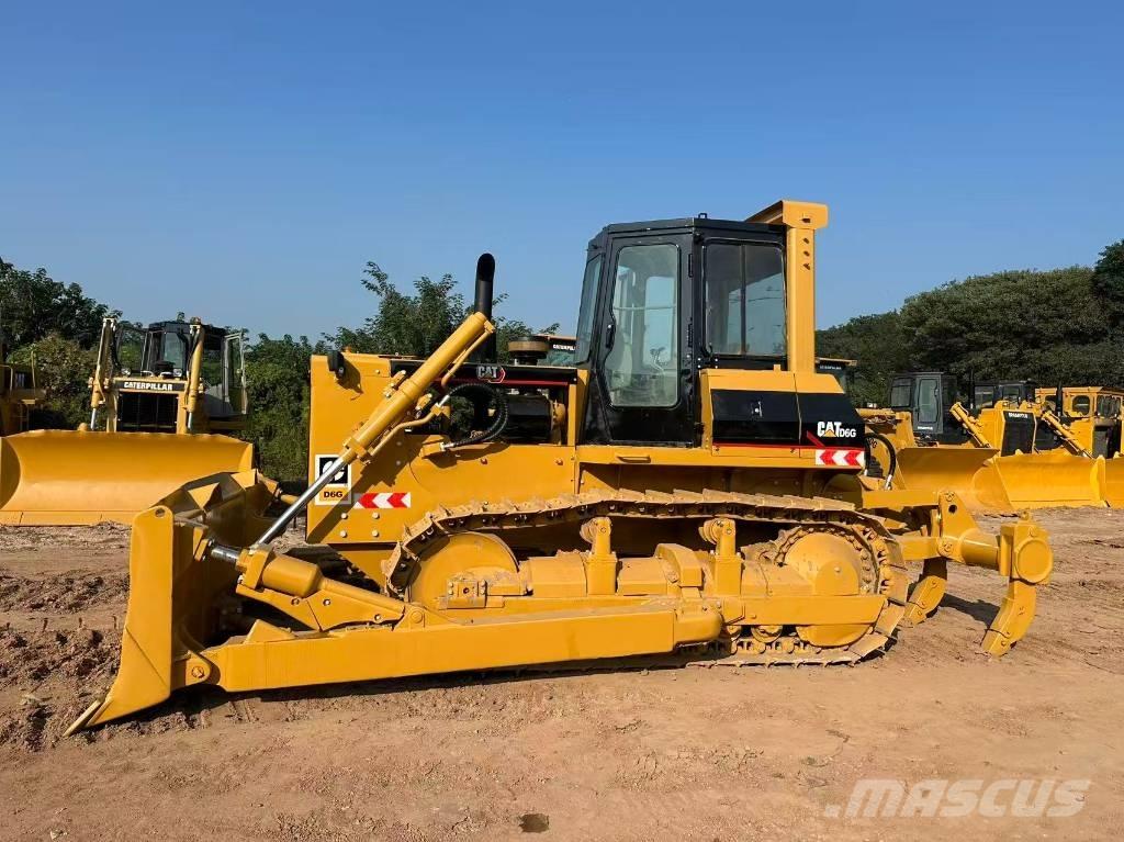 CAT D6G Верижни булдозери
