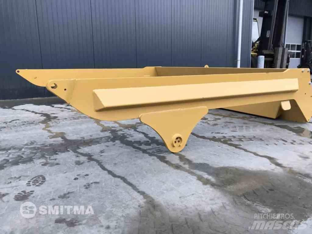 Volvo A35D Задни врати
