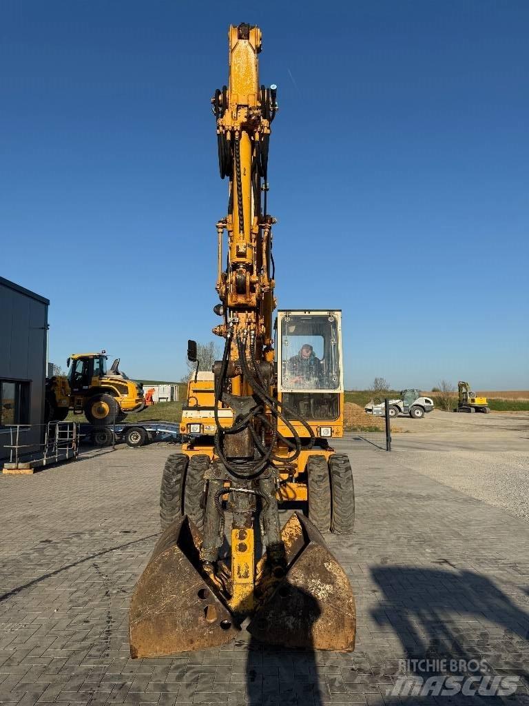 Liebherr A 900 C Колесни екскаватори
