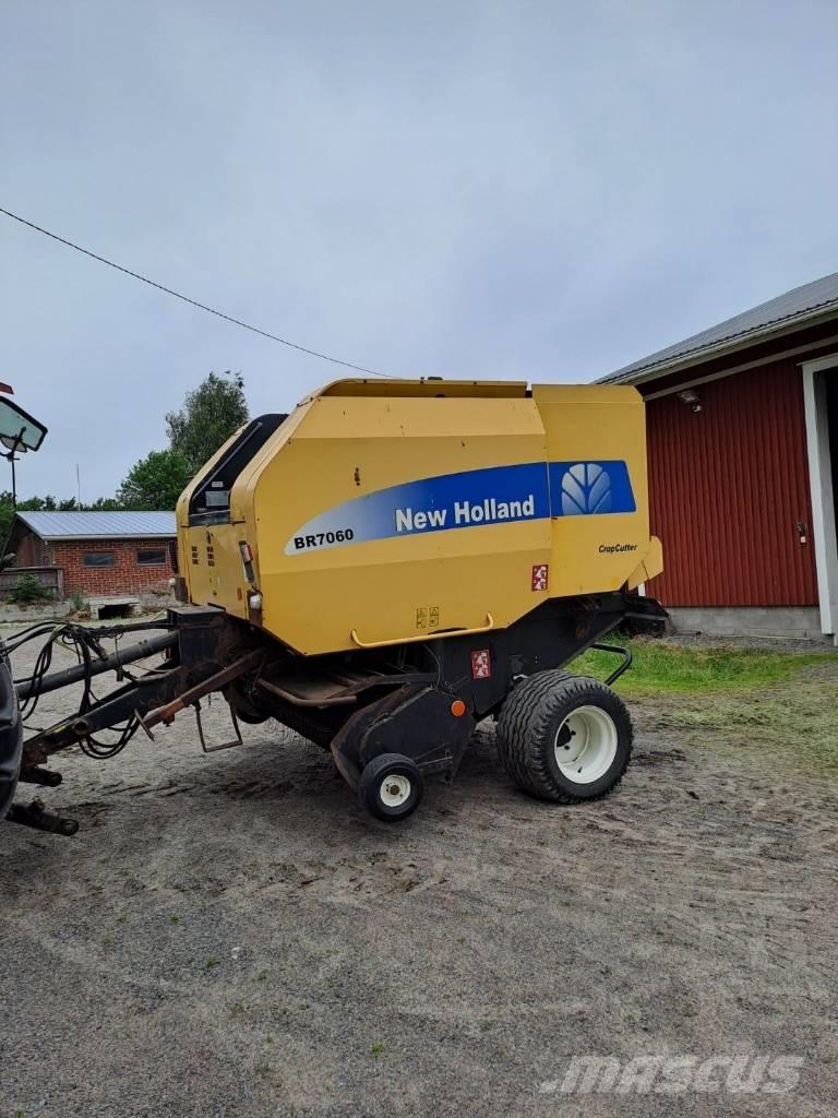 New Holland BR 7060 Сламопреси за кръгли бали
