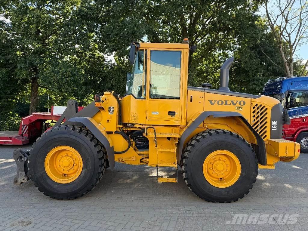 Volvo L60E Колесни товарачи