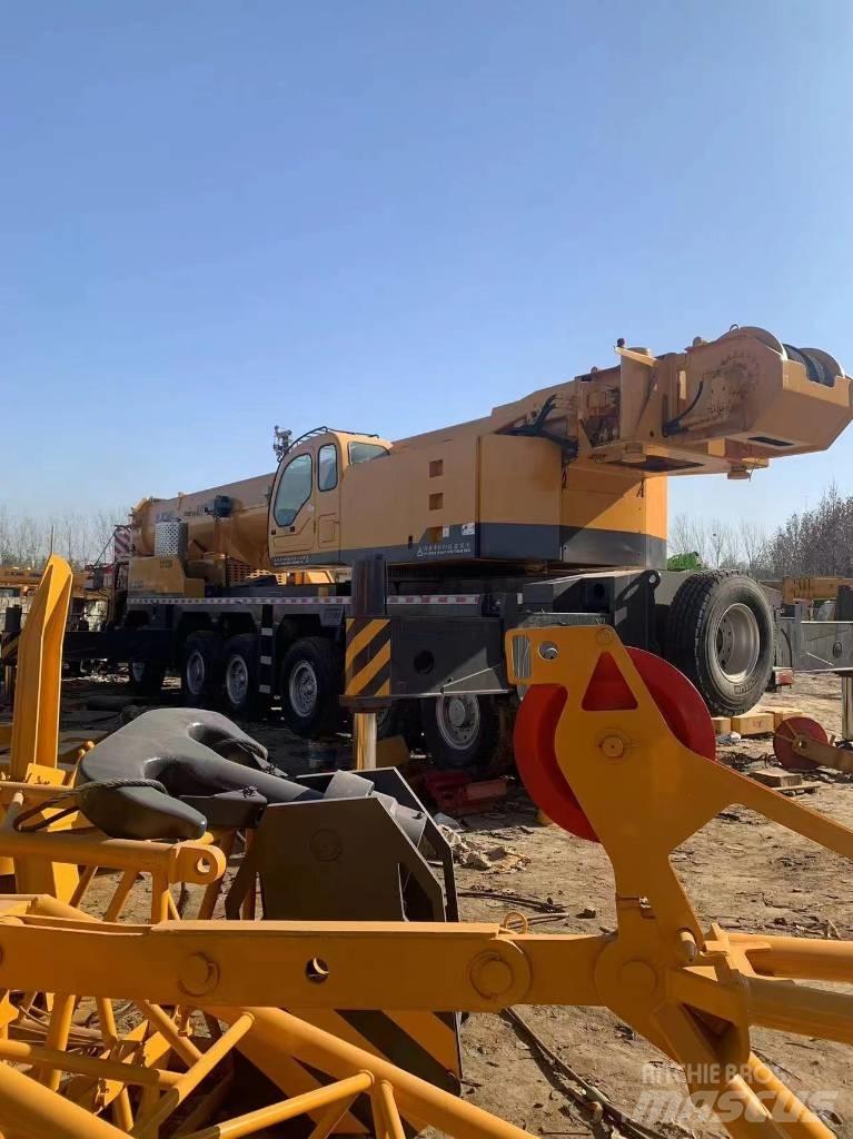 XCMG QY220 Всъдеходни кранове