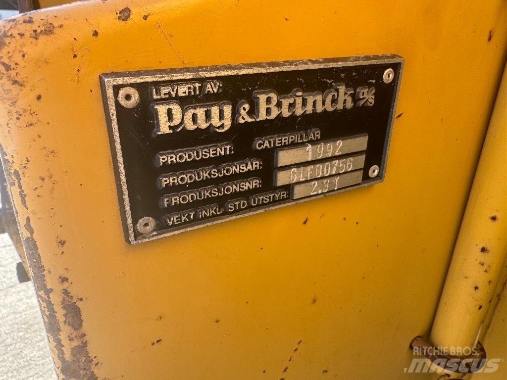 CAT CB 214 B Уплътнители за почва
