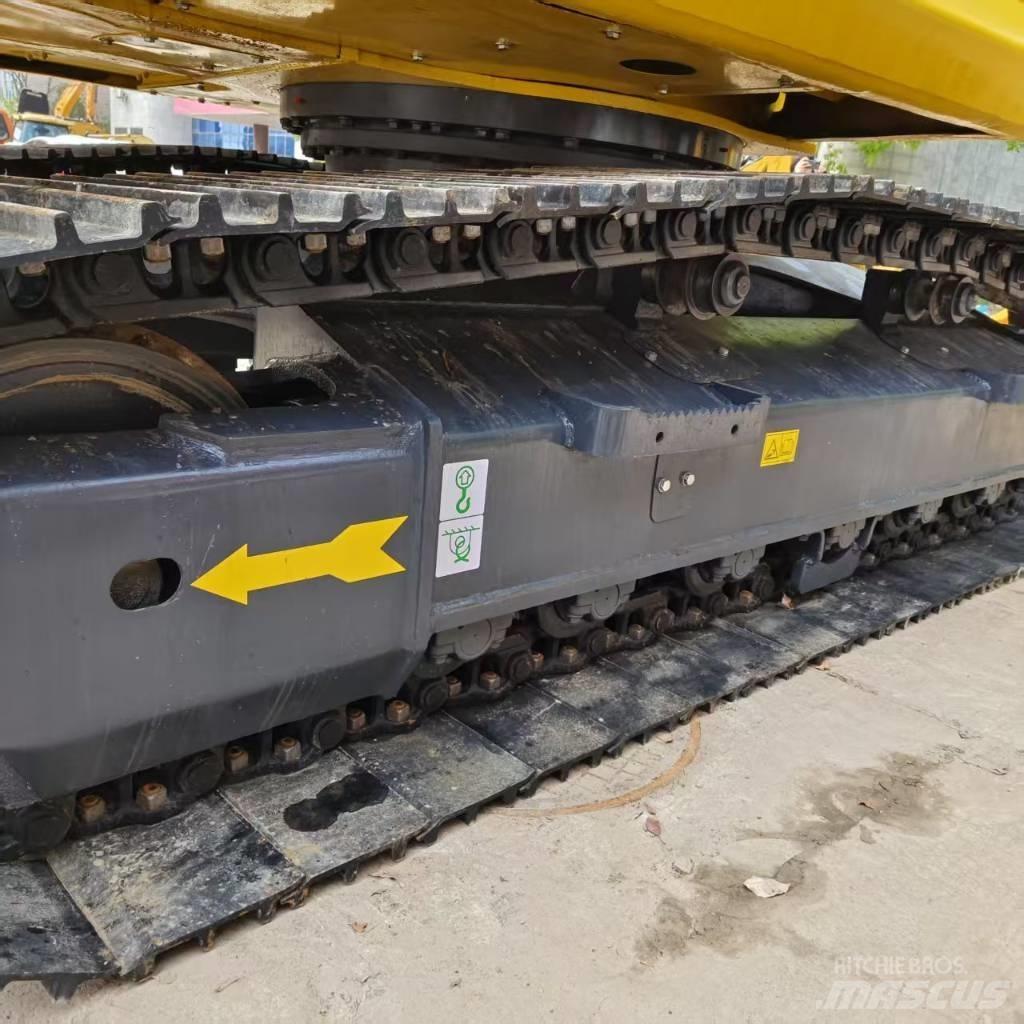 Komatsu PC 200-8 Верижен екскаватор