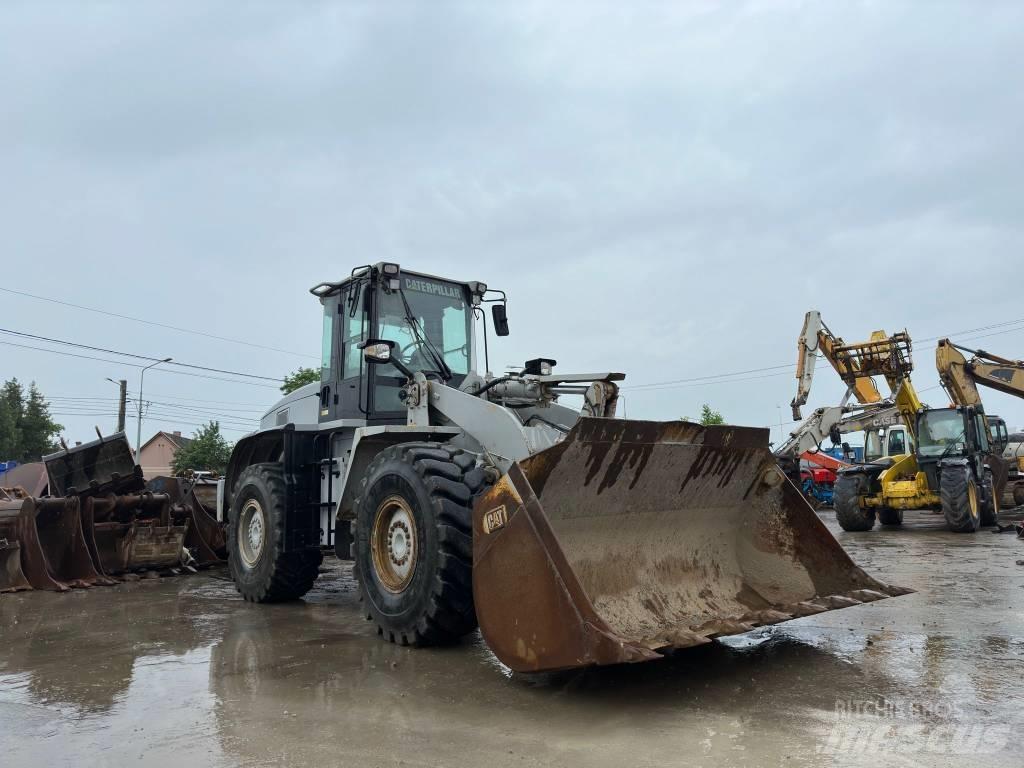 CAT 936H Колесни товарачи
