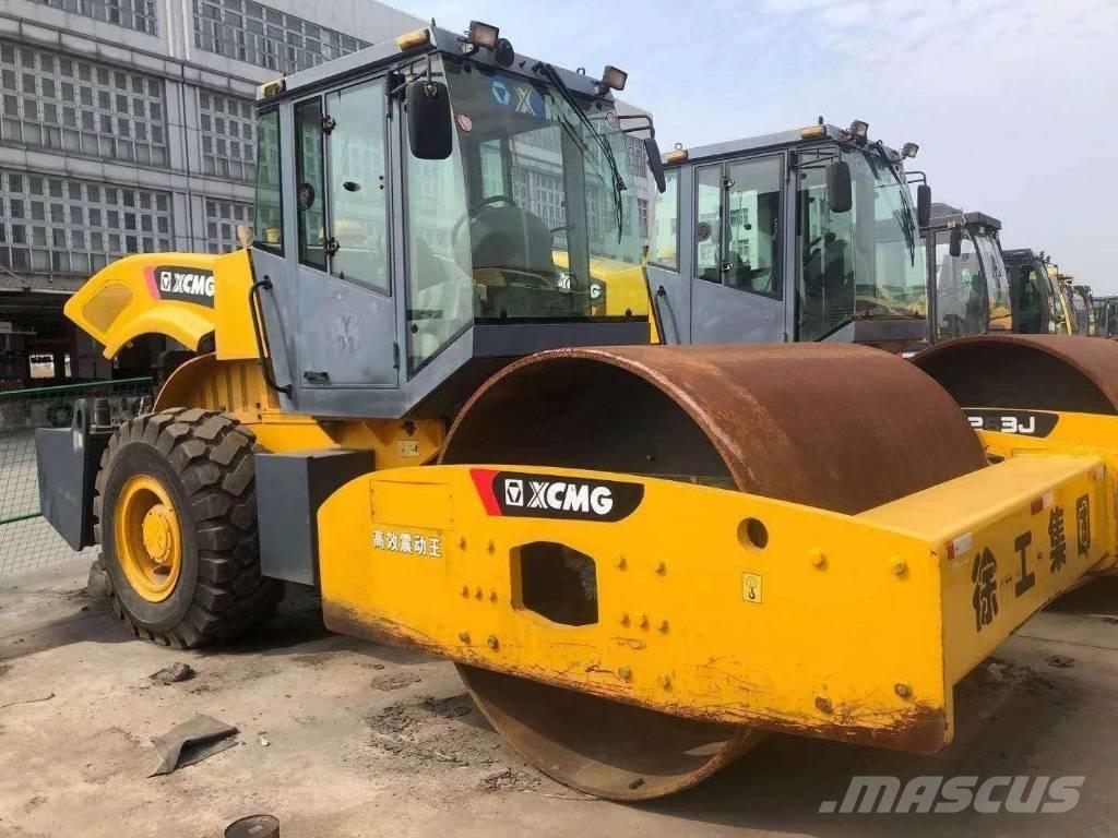 XCMG XS 223 J Еднобарабанни ролки
