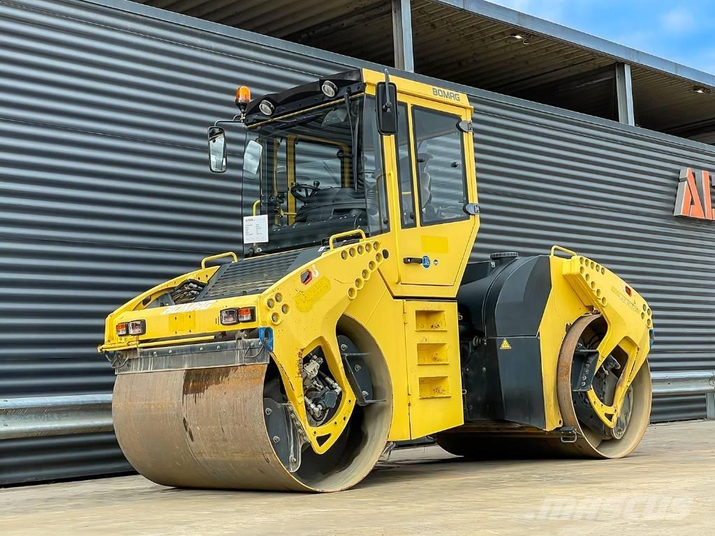 Bomag BW 154 AD-4 Двойни барабанни ролки
