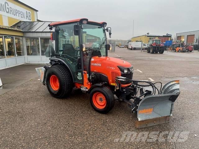 Kubota STW 37 Компактни трактори