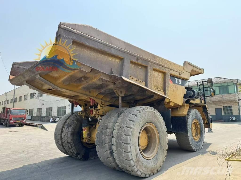 CAT 773 F Дъмпери/моторни превозни средства