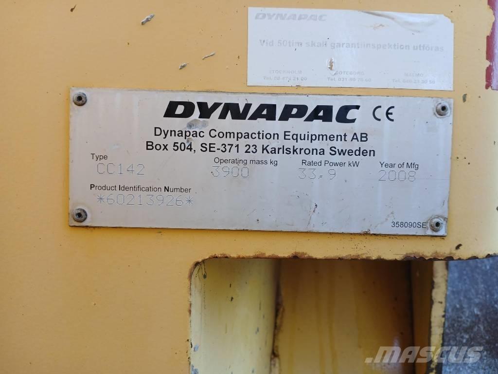 Dynapac CC142, Vält Двойни барабанни ролки
