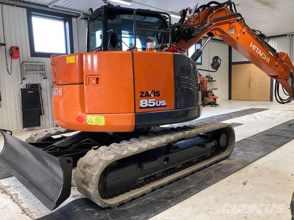 Hitachi ZX 85 US-6 Средни екскаватори 7т - 12т