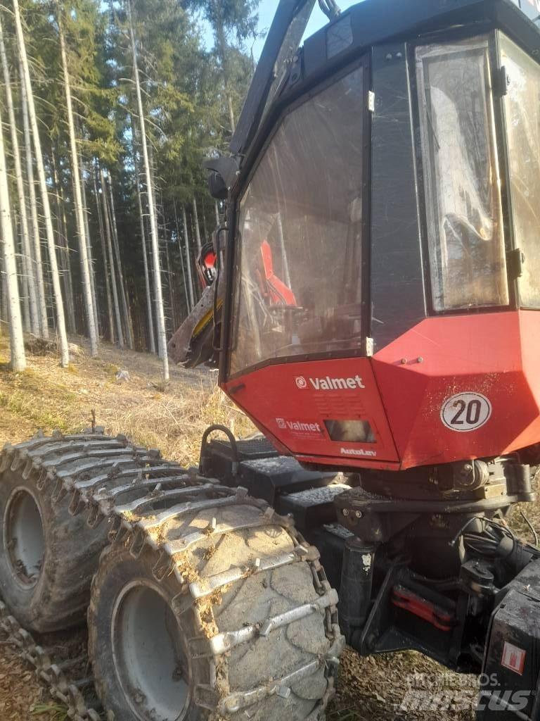 Valmet 911.3 Харвестери