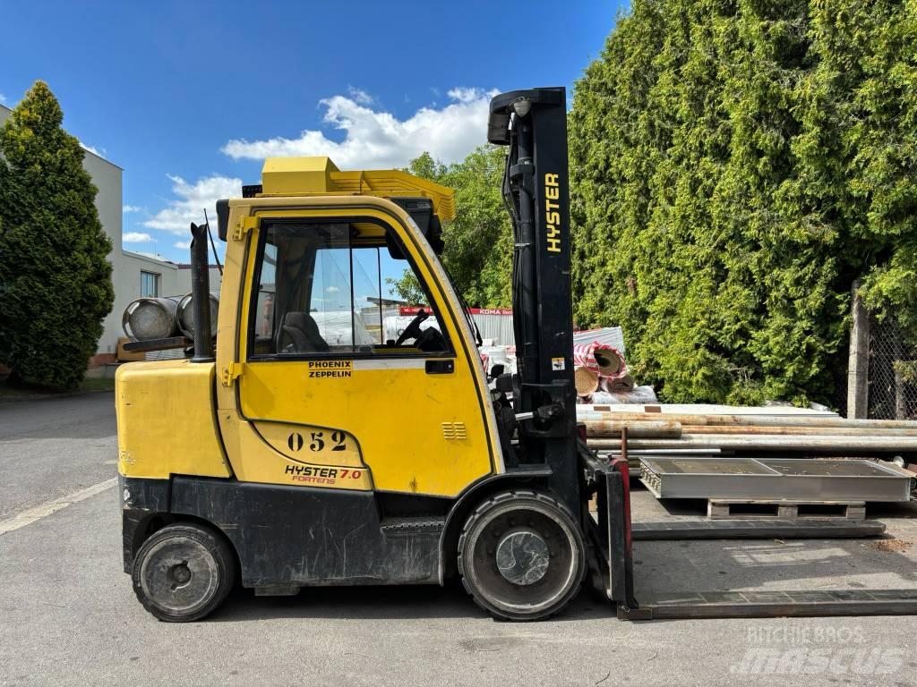 Hyster S 70 FT Камиони с АГУ