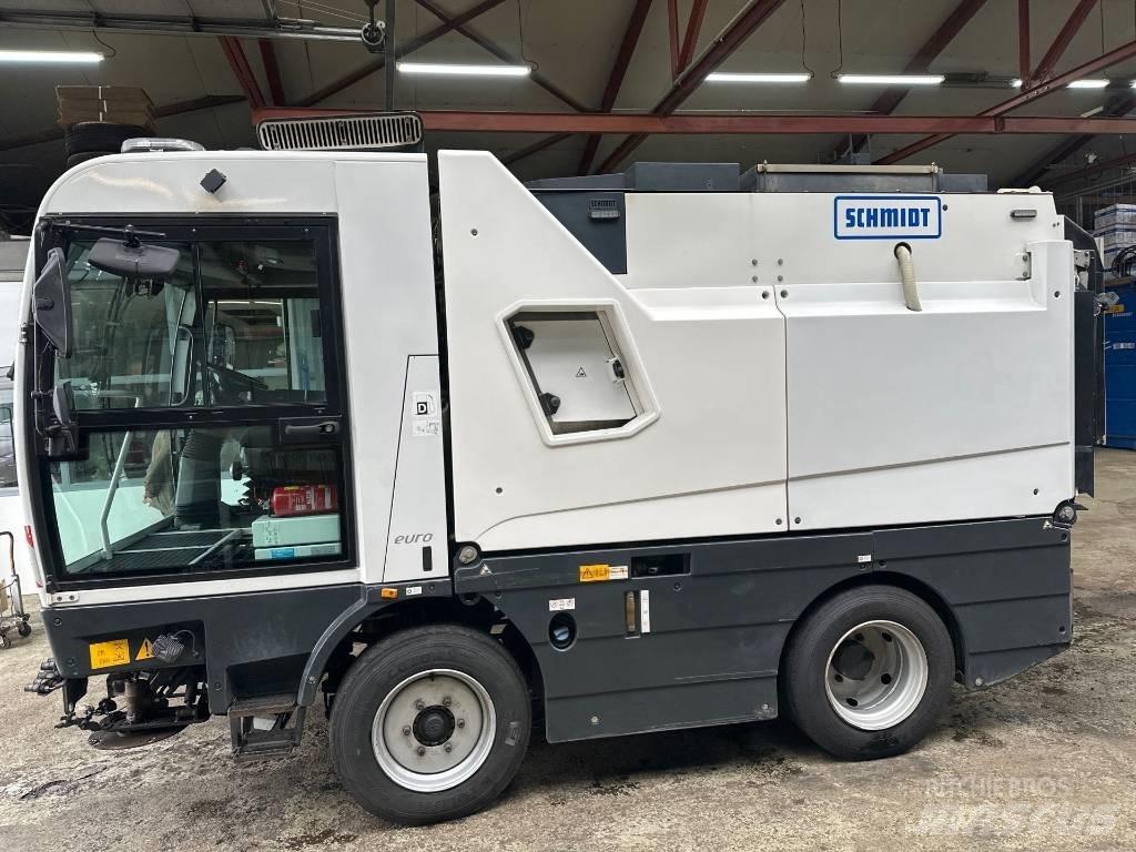 Schmidt Cleango 500 Автоматични метачки с четки