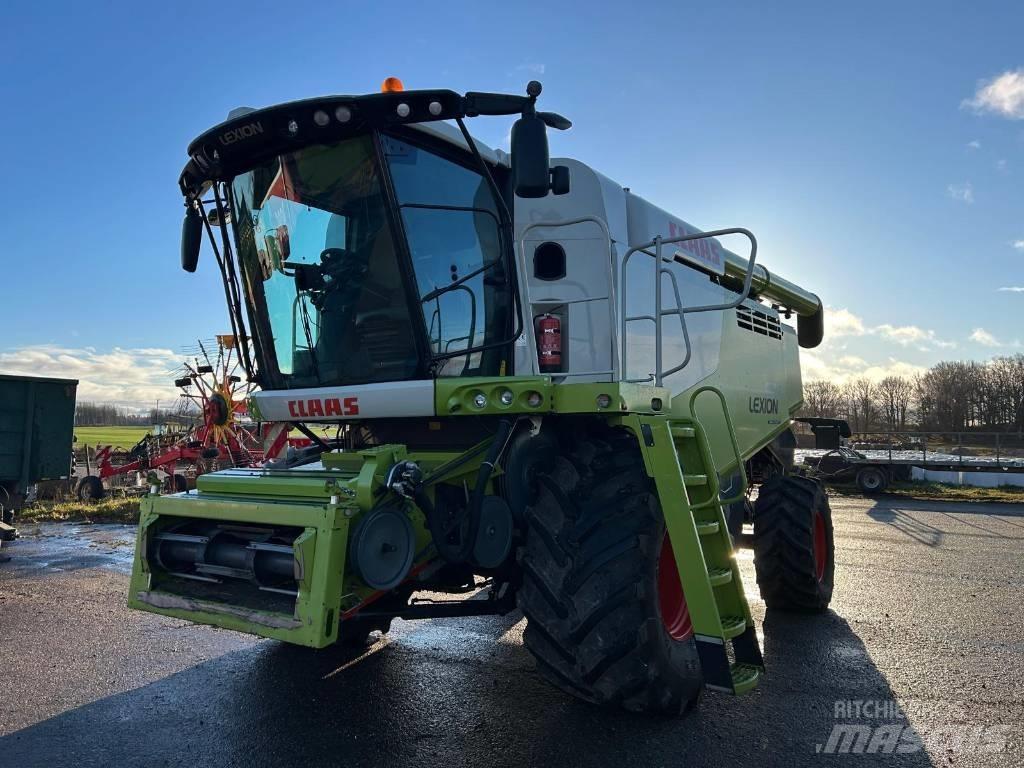 CLAAS Lexion 670 Комбайни
