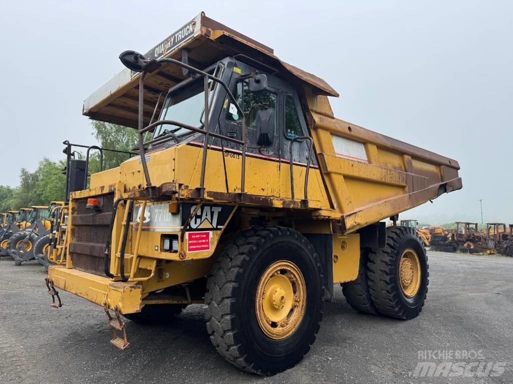 CAT 771 D Твърди самосвали
