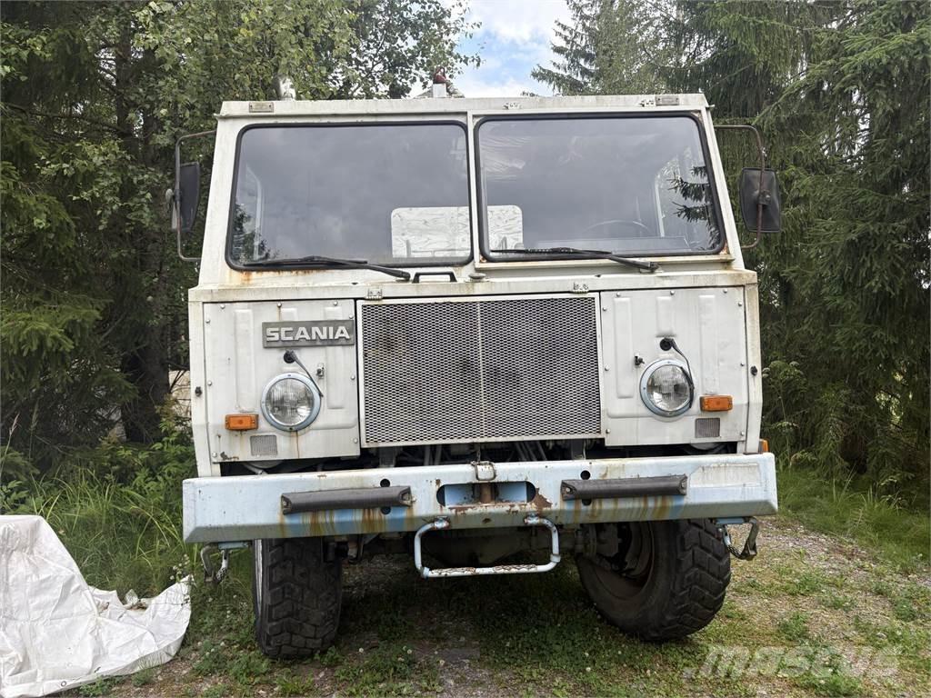 Scania SBAT 111SA Камиони с подвижни сондажни кули