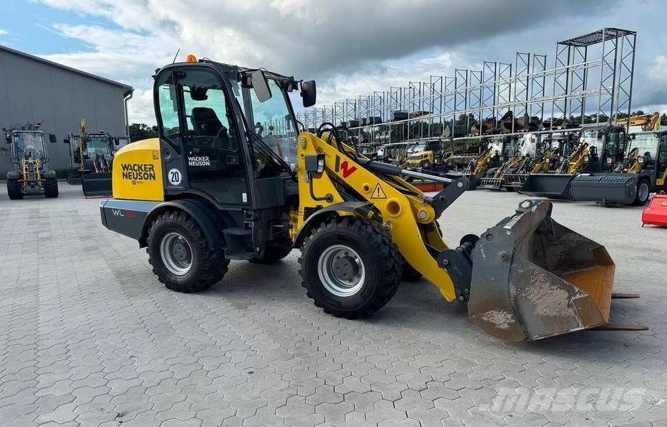 Wacker Neuson WL 70 Мини товарачи
