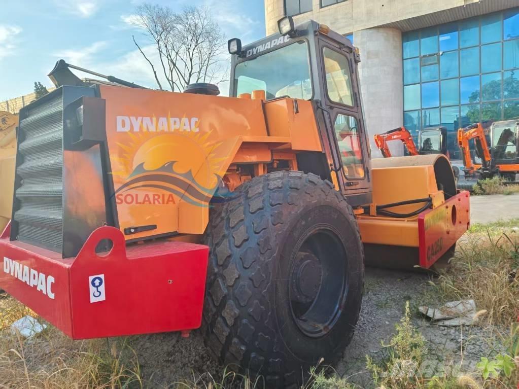 Dynapac CA 25 D Еднобарабанни ролки

