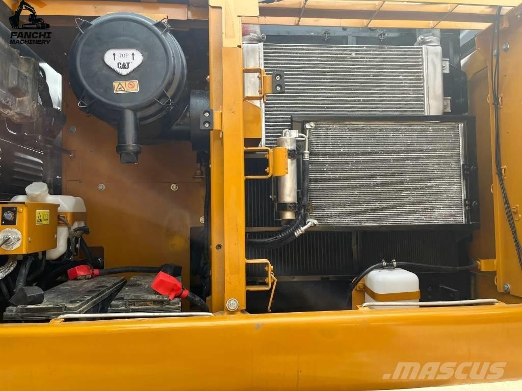 CAT 320D Средни екскаватори 7т - 12т