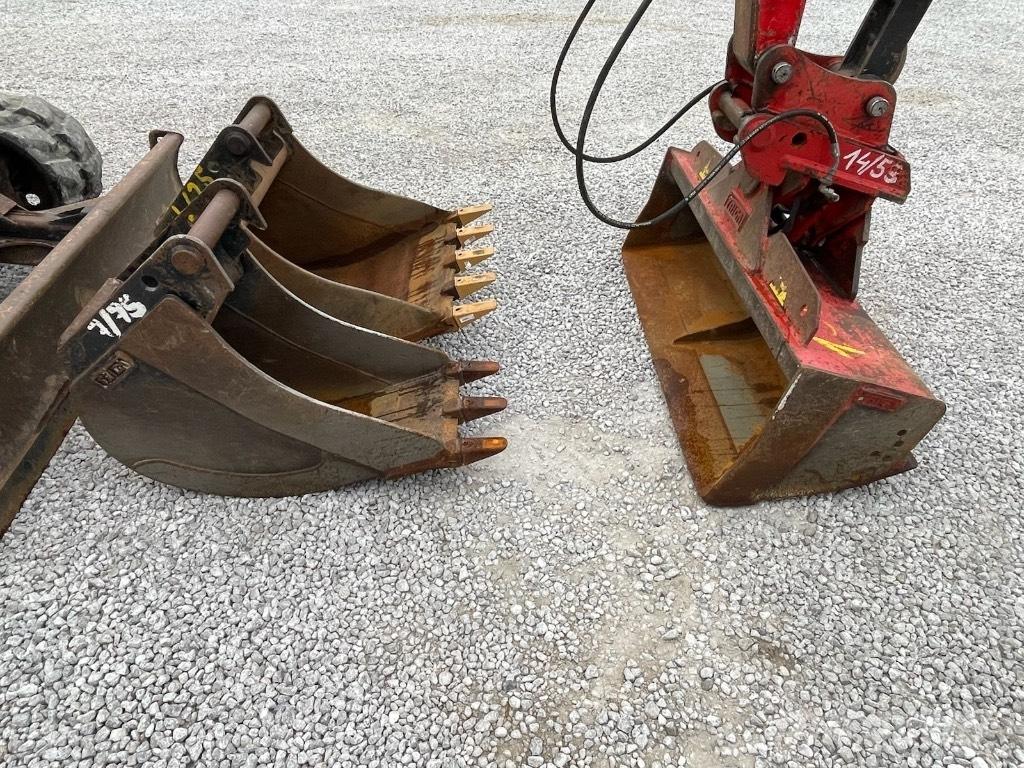 Bobcat E 85 Средни екскаватори 7т - 12т