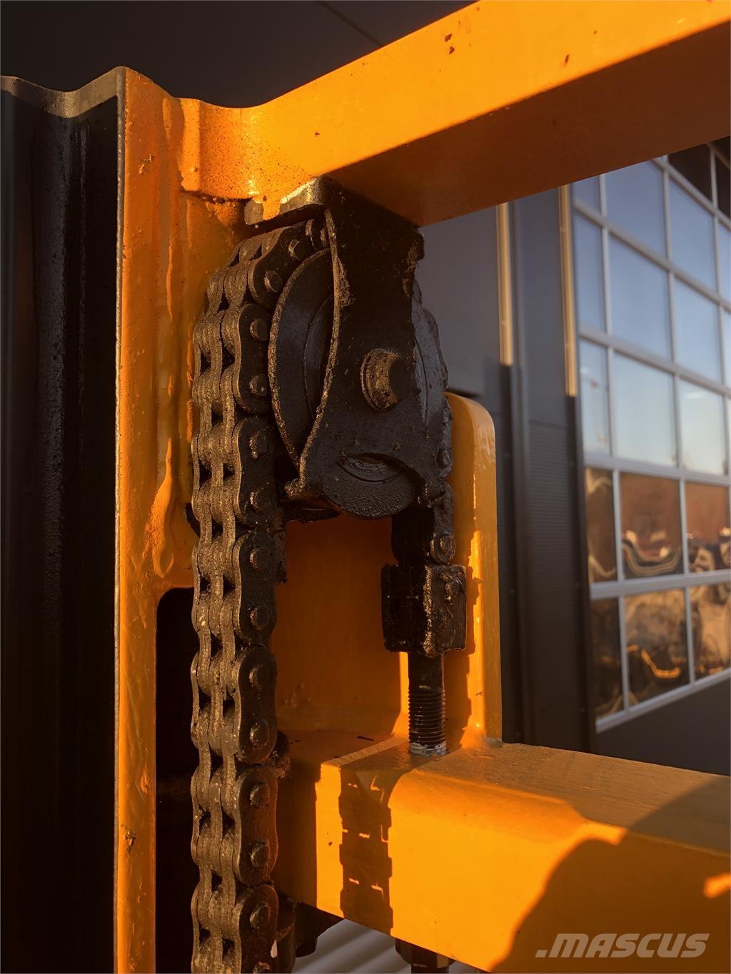 Jungheinrich WP16 Самоходни товарачи